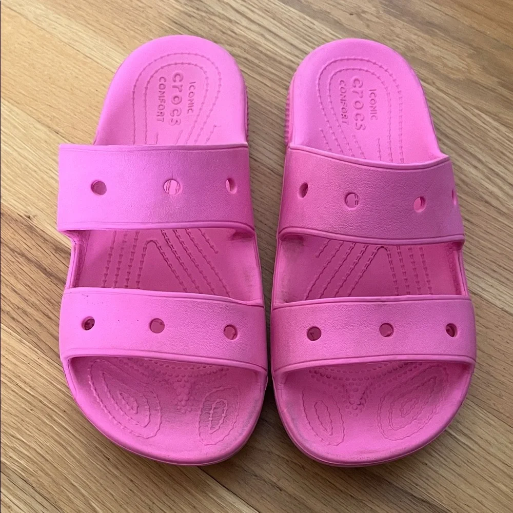 CROCS Fuchsia Slide Sandals